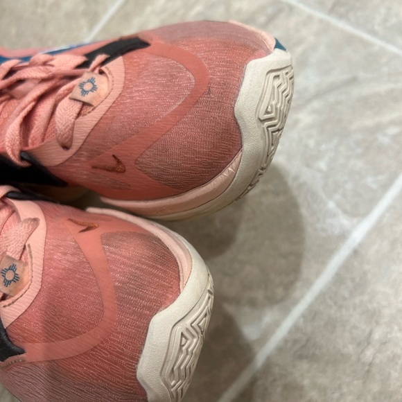 Men’s Nike. Smoke free - Picture 6 of 6